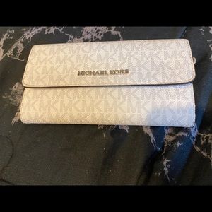 Michael Kors wallet